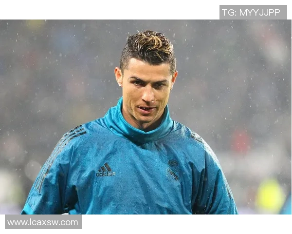 汇聚全球足球明星高清PNG图片尽享视觉盛宴与球场激情 汇聚全球足球明星高清PNG图片尽享视觉盛宴与球场激情