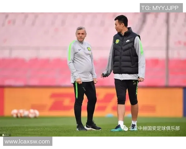 上海篮球队在全国速度排行榜中荣登第七名展现出强劲实力与潜力 上海篮球队在全国速度排行榜中荣登第七名展现出强劲实力与潜力