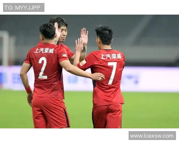 深圳排球队以72分领跑精英赛积分榜展现强劲实力和团队合作精神